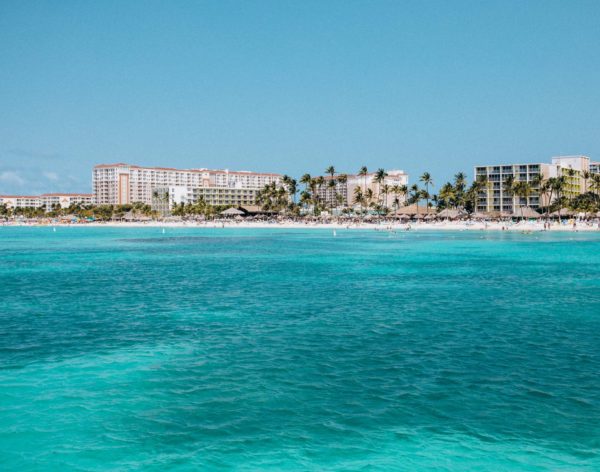 Holiday Inn Resort Aruba – Stay Close Travel Far