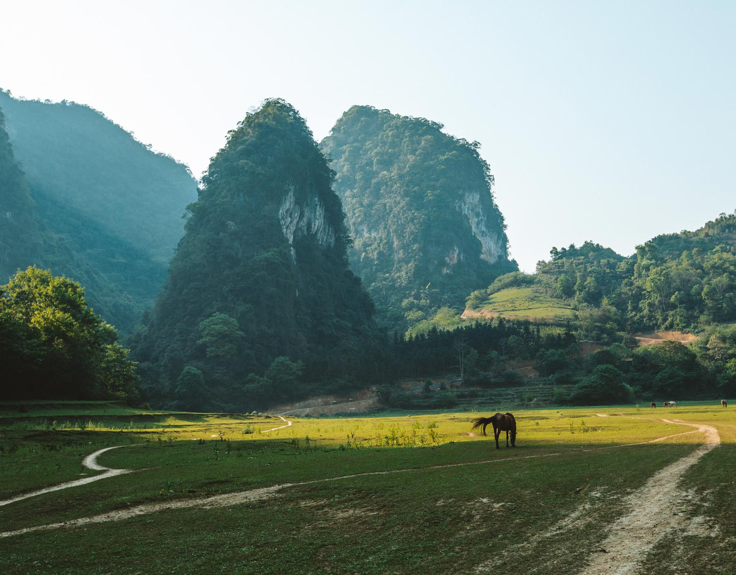 nui-thung-mountain-vietnam-cao-bang-10-days