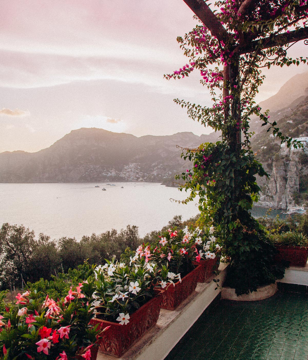 Best Hotels In Positano – Stay Close Travel Far